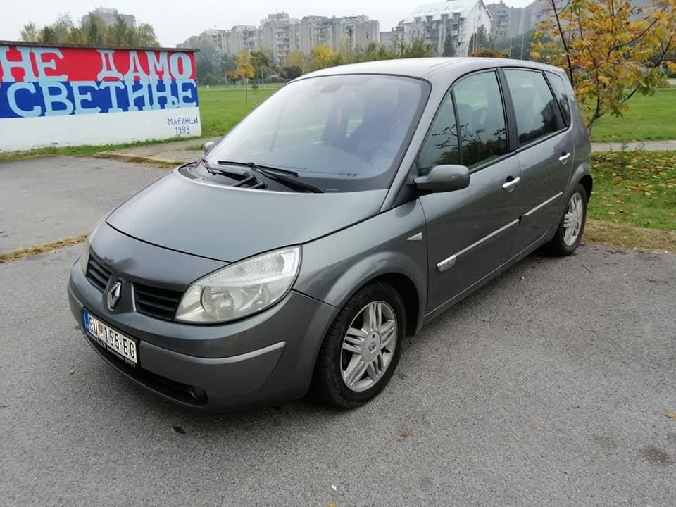 Renault-Scenic