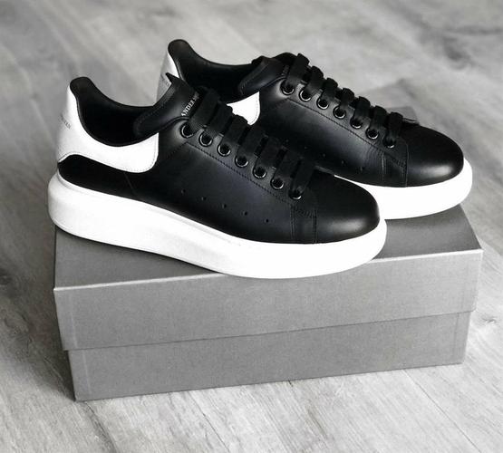 Alexander McQueen Patike 