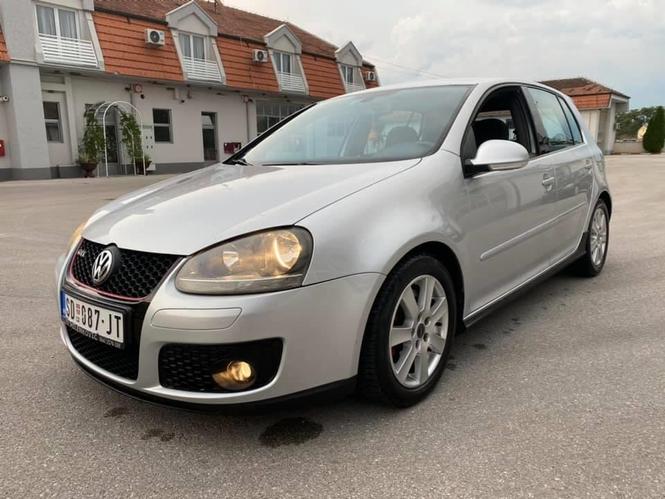 GOLF V GTI