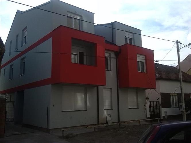 Mini zgrada 8 stanova
