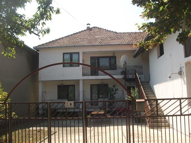 Kuca-400m2-u-Beogradu-