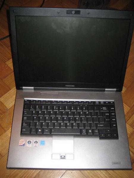 Toshiba-satellite-pro-s300