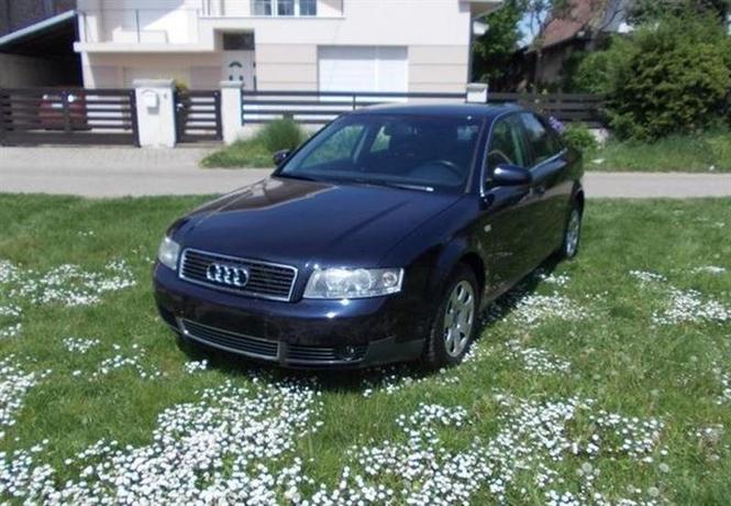Audi A4 2.0 -01