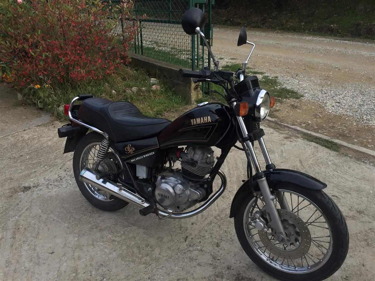 YAMAHA-SR