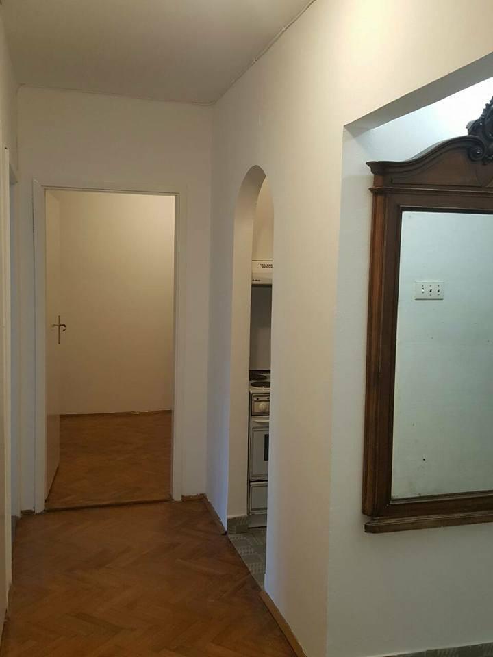 Strogi-centar--polunamesten-stan-