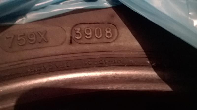 Michelin-gume-205-60R16