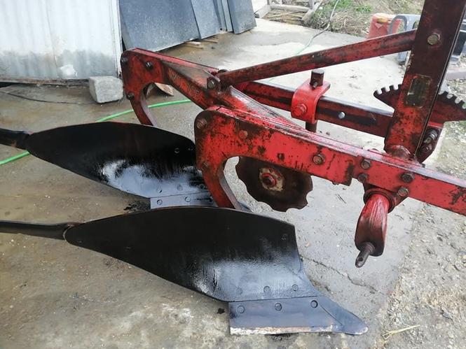 Plugovi IMT 755 niski