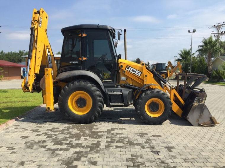 JCB-3-CX---2014