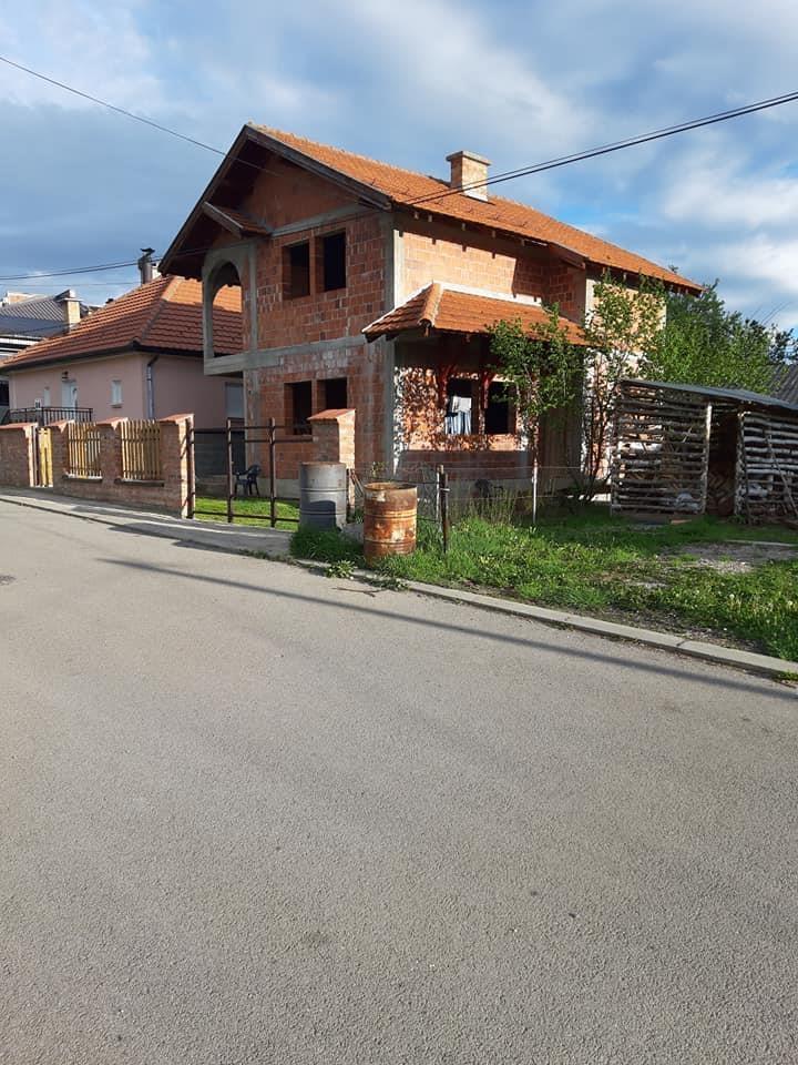 Kuća-spratna