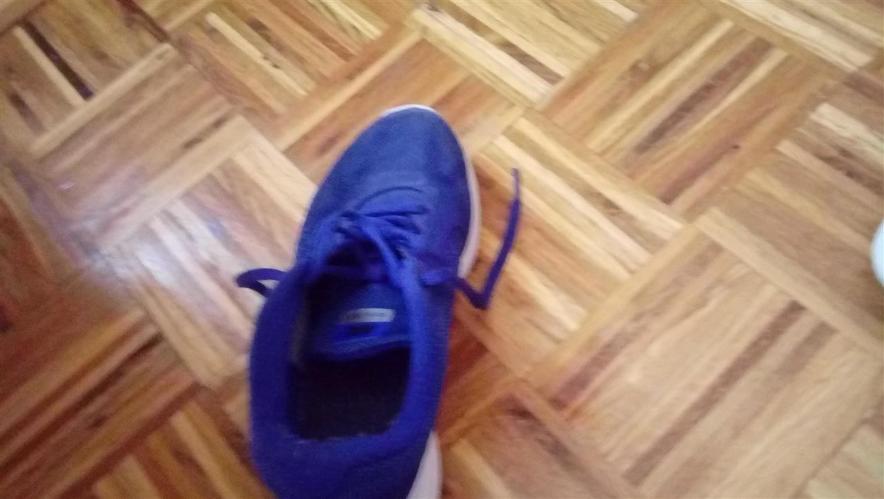 prodajem-patike-nike---