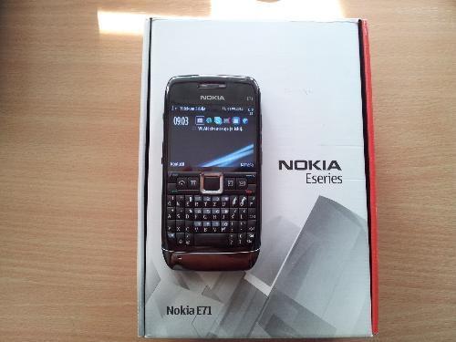 Nokia-E71-Full-Pakovanje-Extra-Ponuda
