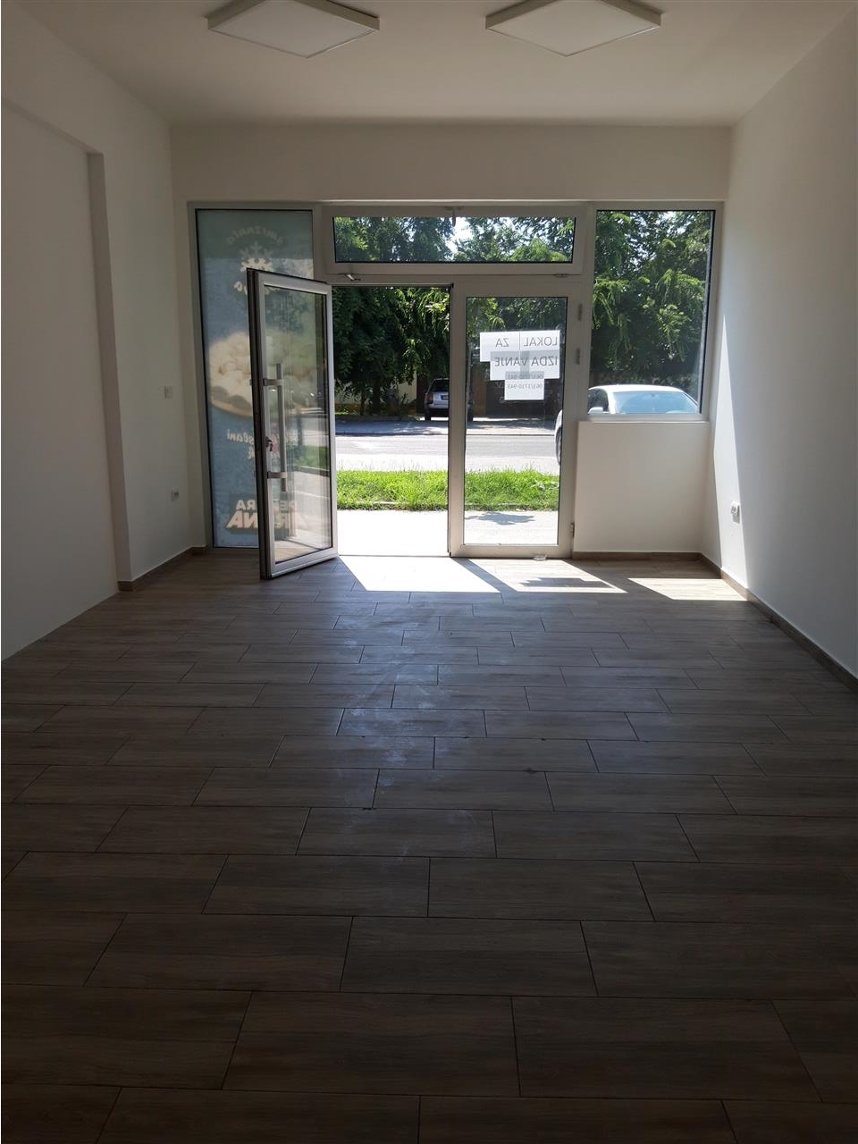 Centar-lokal-30m2