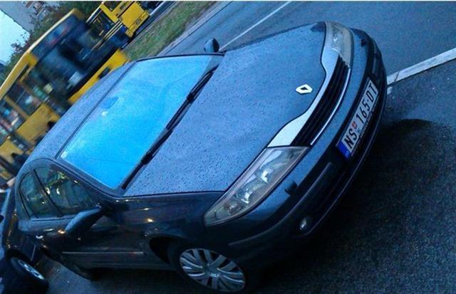 Renault Laguna -02