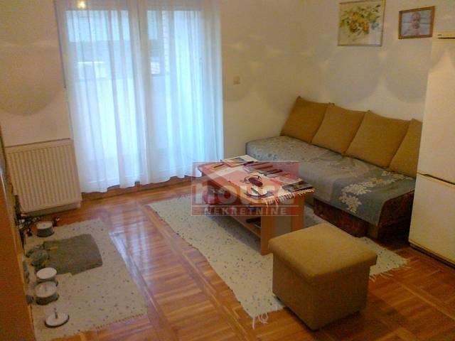 Sajam 62m2