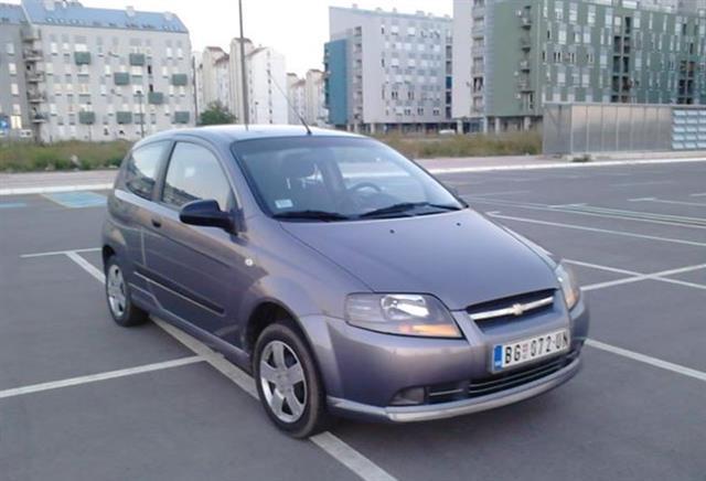 Chevrolet-Aveo--07