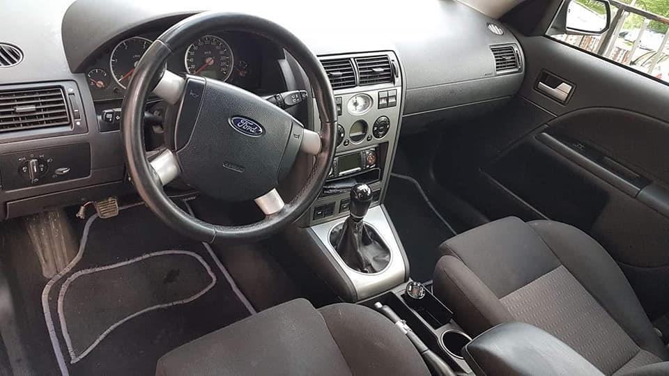 Ford-Mondeo-3004