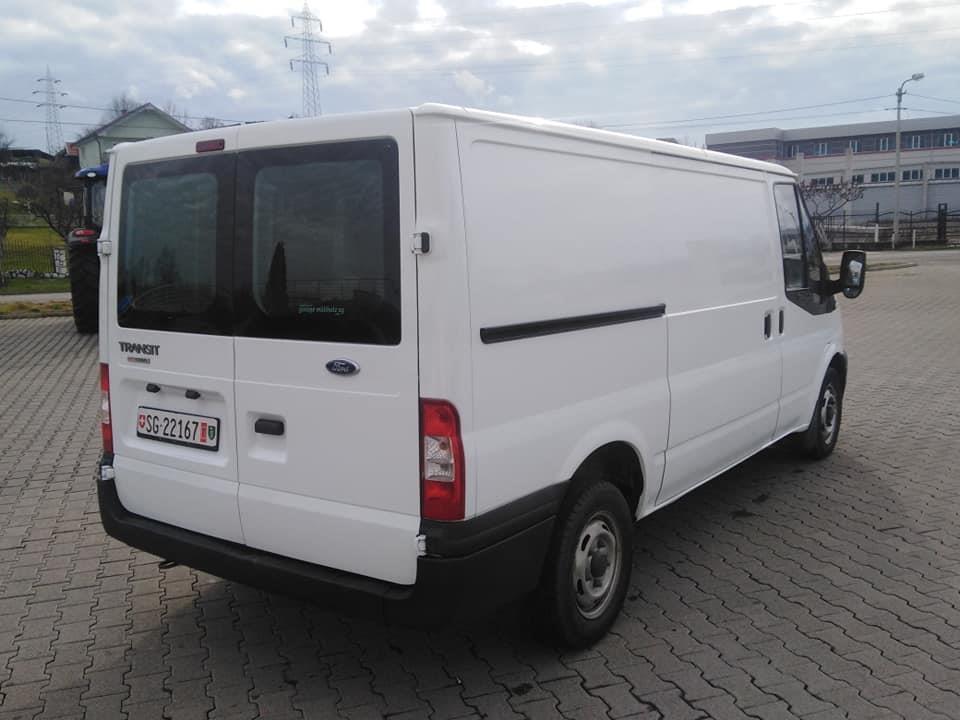 Ford-transit-2008