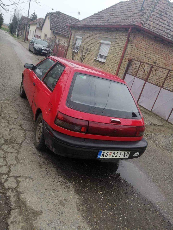 Mazda-323