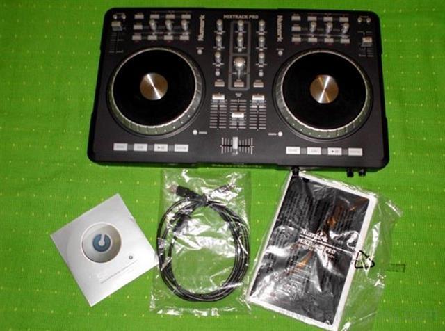 DJ-kontroler-Numark-Mixtrack-Pro
