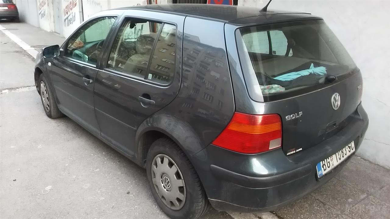 Prodaje Se Golf 4 Sdi 1 9 Diel Beograd