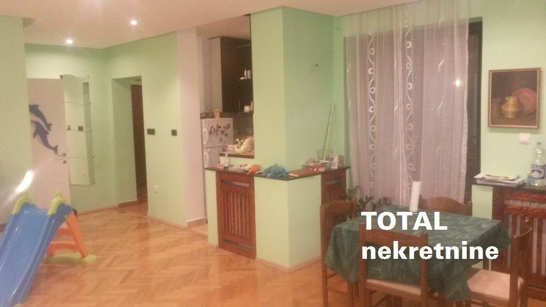 TROSOBAN-stan-u-centru-u-blizini-SPENSA