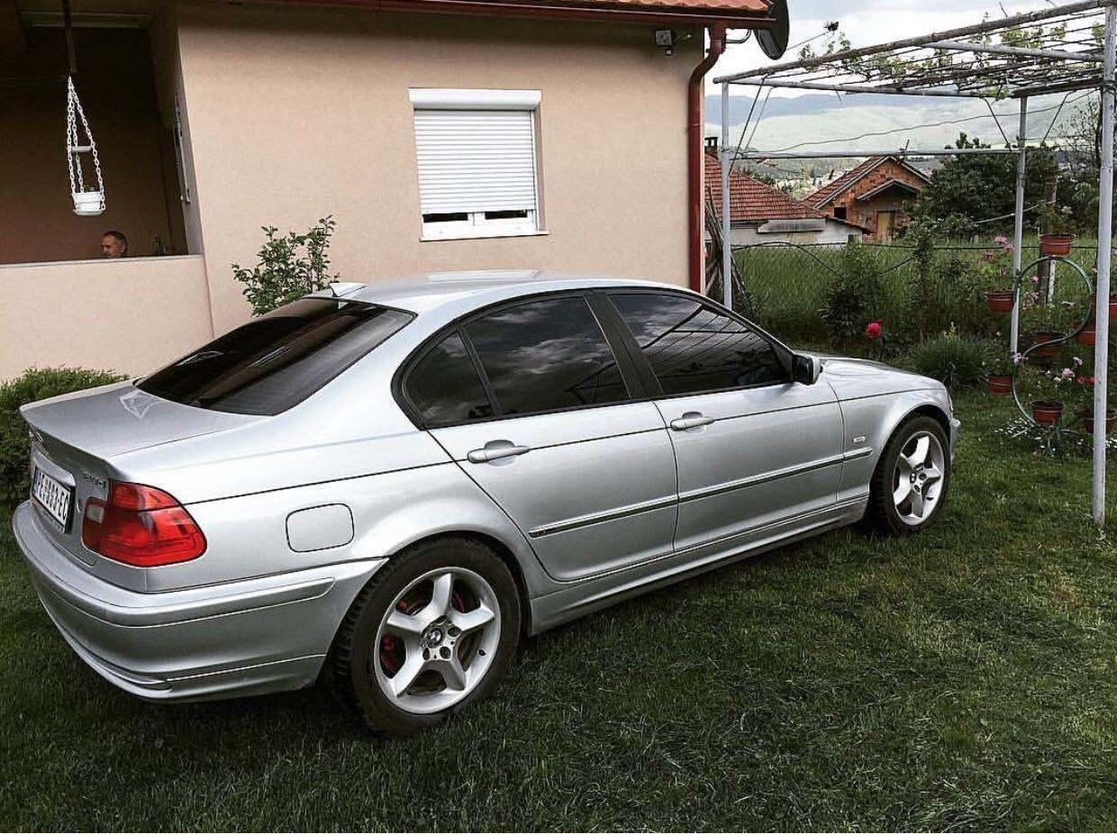 BMW-