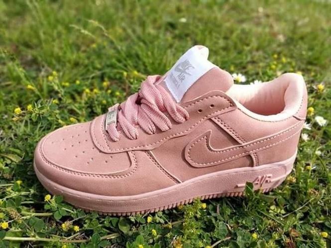 Ženske Nike patike