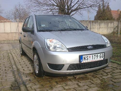 Ford-Fiesta-1-4b--02