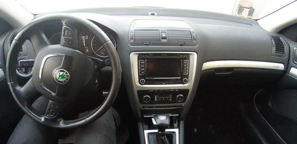 Škoda-Octavia-Schout