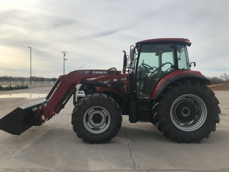 Case-IH-FARMALL-c8I5C-traktor