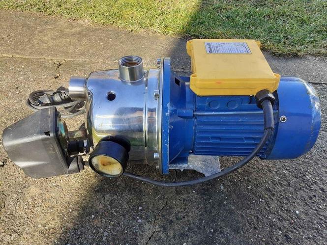 Pumpa Einhell 900w