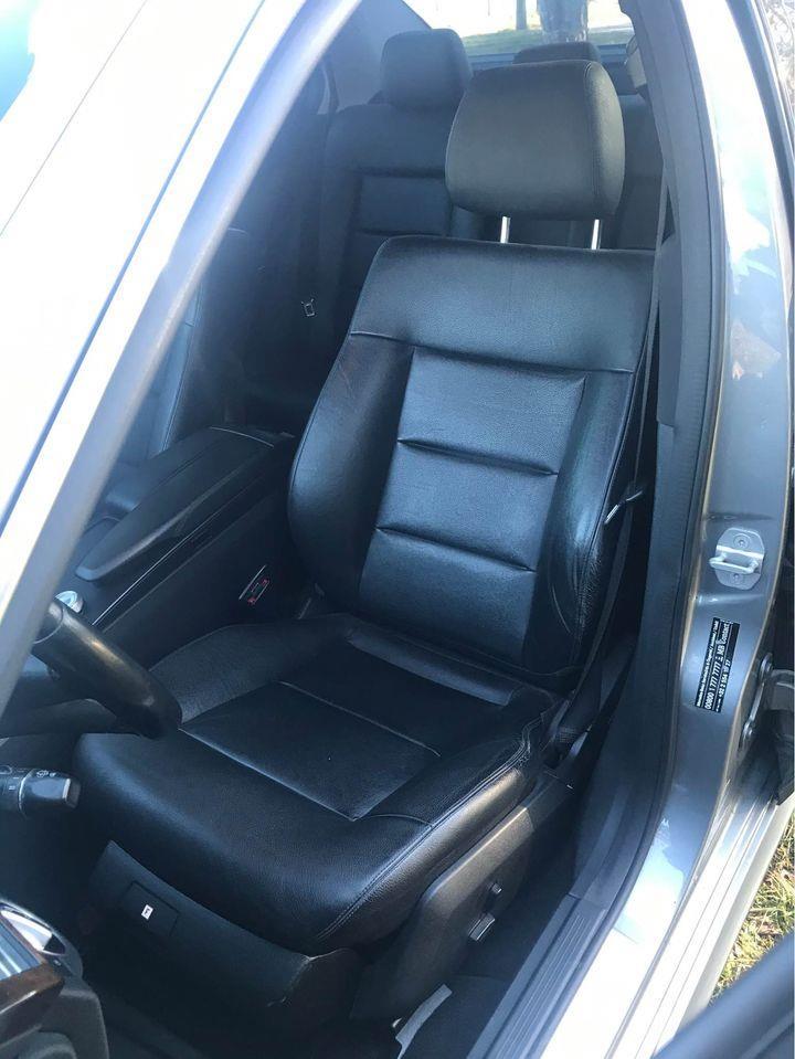 Mecedes-E200cdi-2011