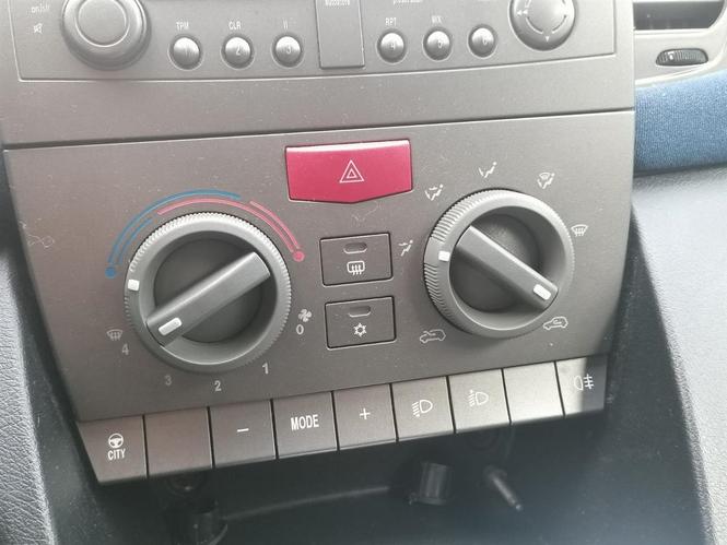 Lancia ypsilon panel klime 