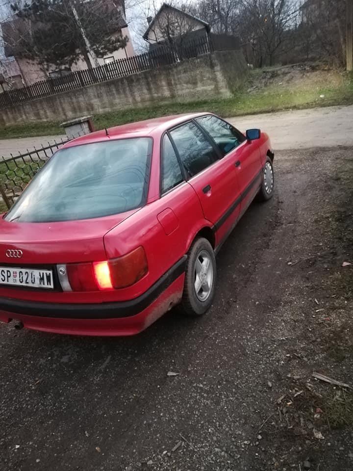 Audi-80