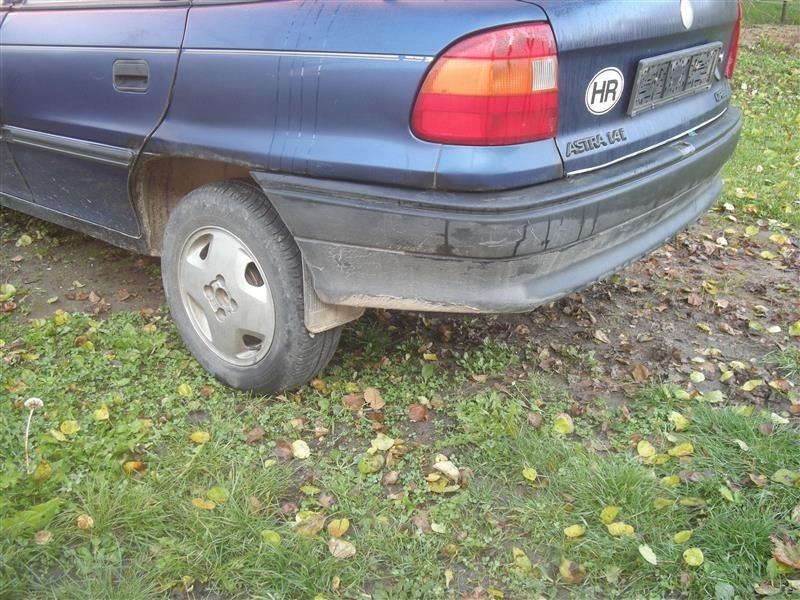 Opel-Astra-1-4i--93