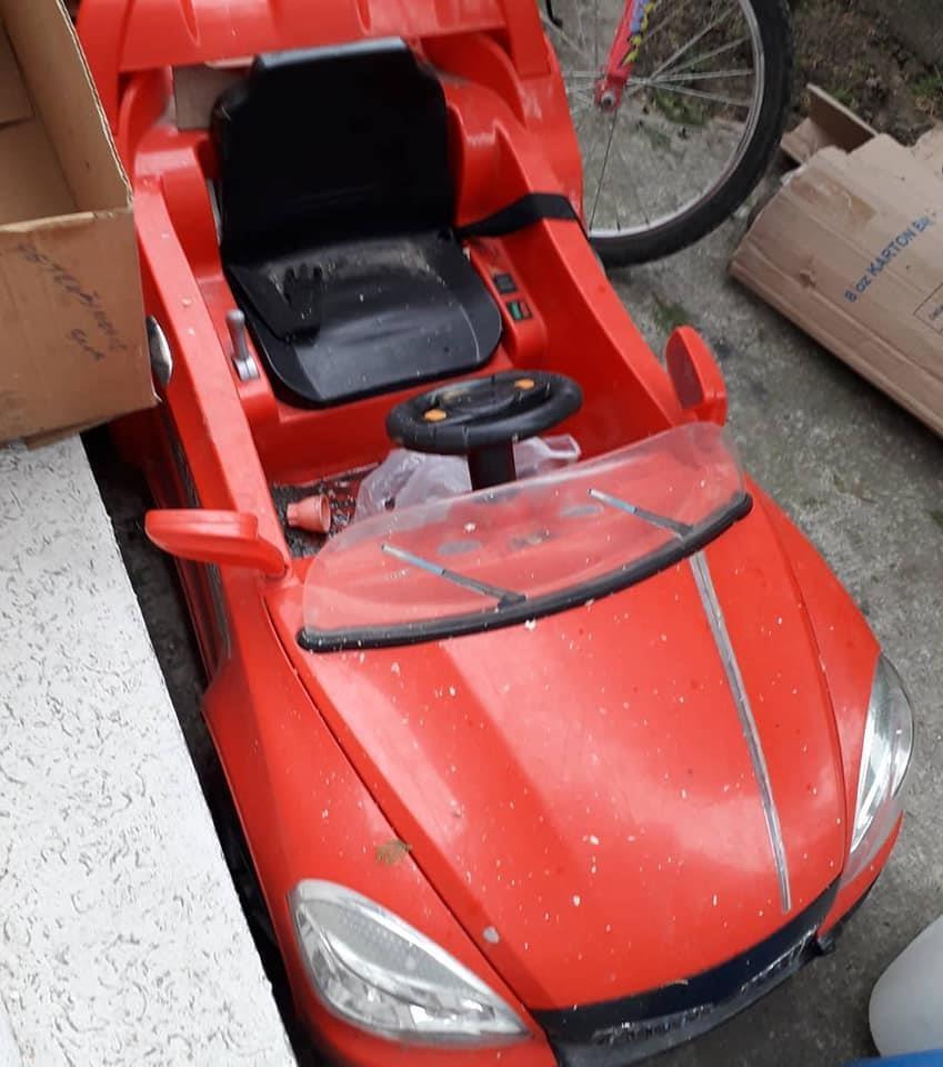 Deciji-auto-na-akomulator