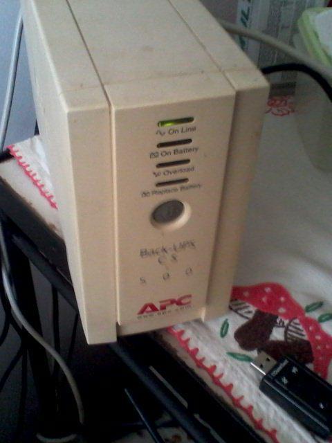 APC-BACK-UPS-CS-500