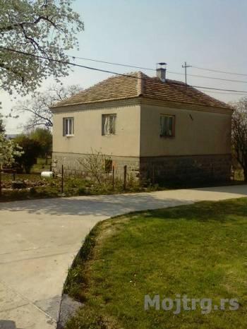 Kuca Lokacija U Glumcevom Brdu Lipovica Beograd