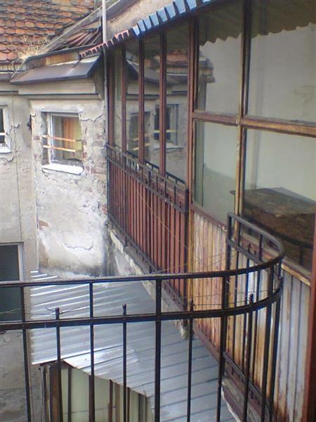 Salonski-stan-kod-Skadarlije