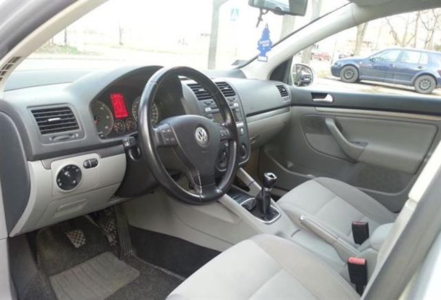 VW-Golf-V-TDI--06