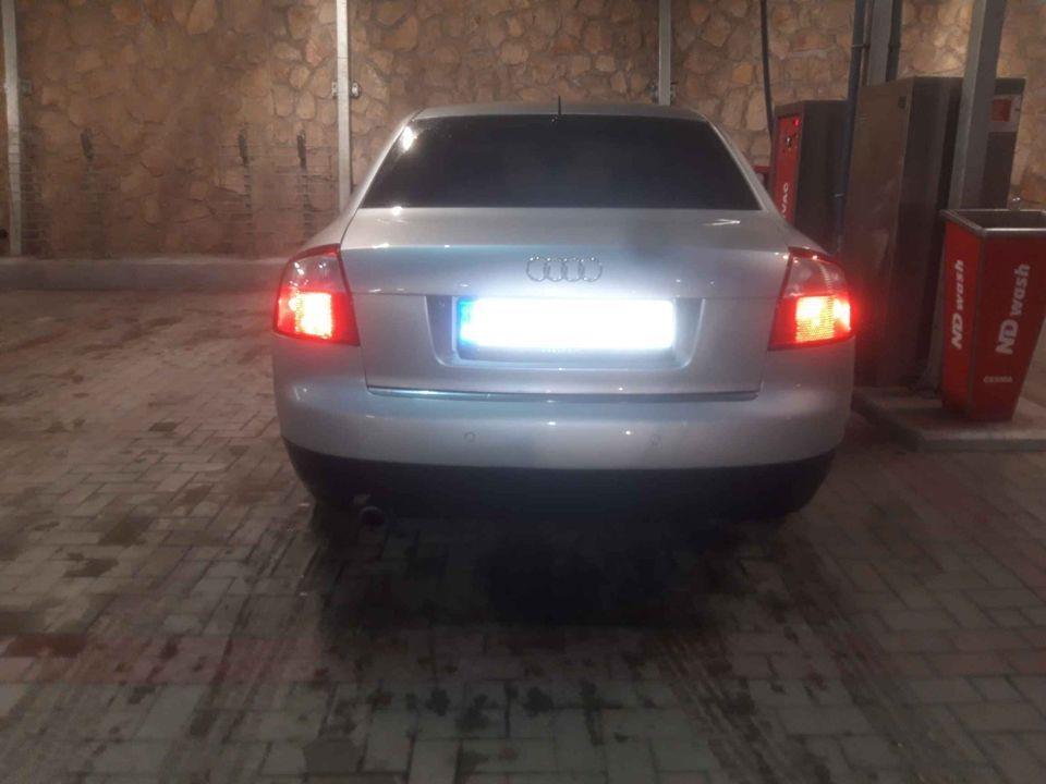 Audi-A4--2-0-Benzinac
