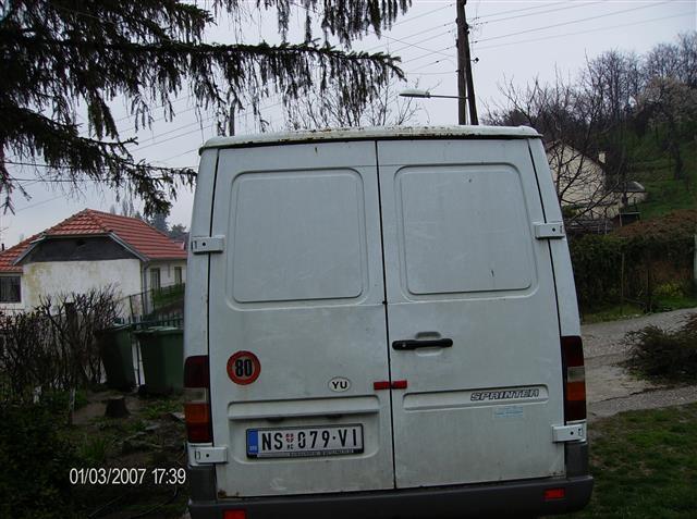Mercedes--312D--00