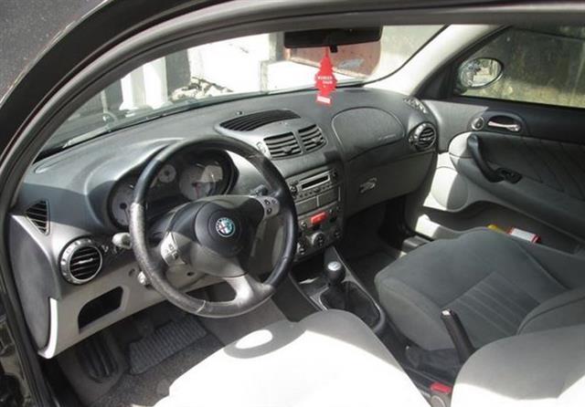 Alfa-Romeo-147-JTD-MJET--05--