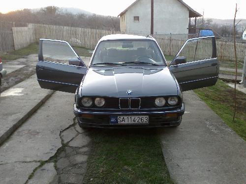 BMW 320 -85