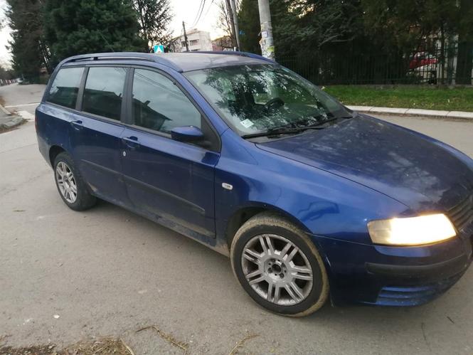 Fiat stilo karavan prednji branik  