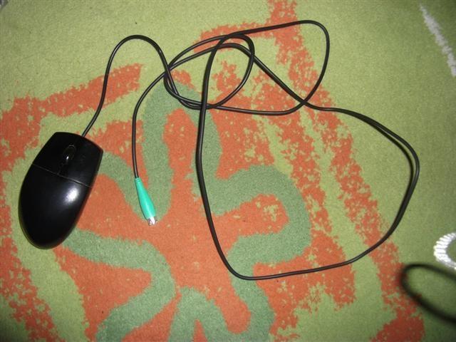 Opticki mis - hitno!