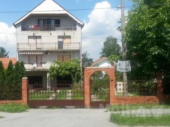 Kuca 450m2 Sremcica Beogradska Beograd