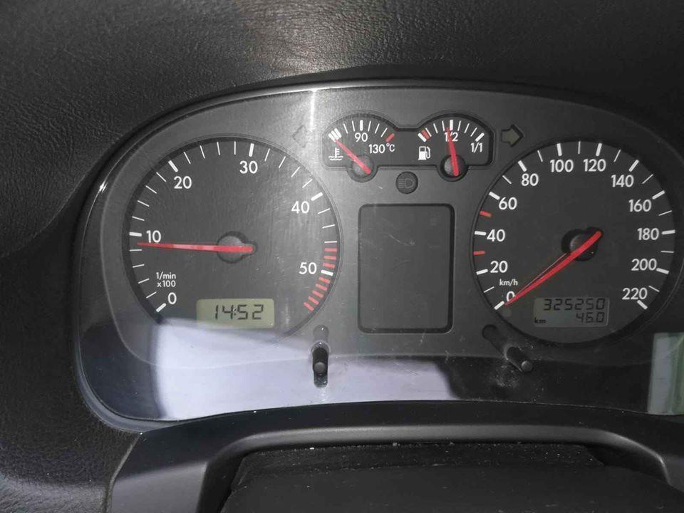 Golf-4-tdi-2001-god