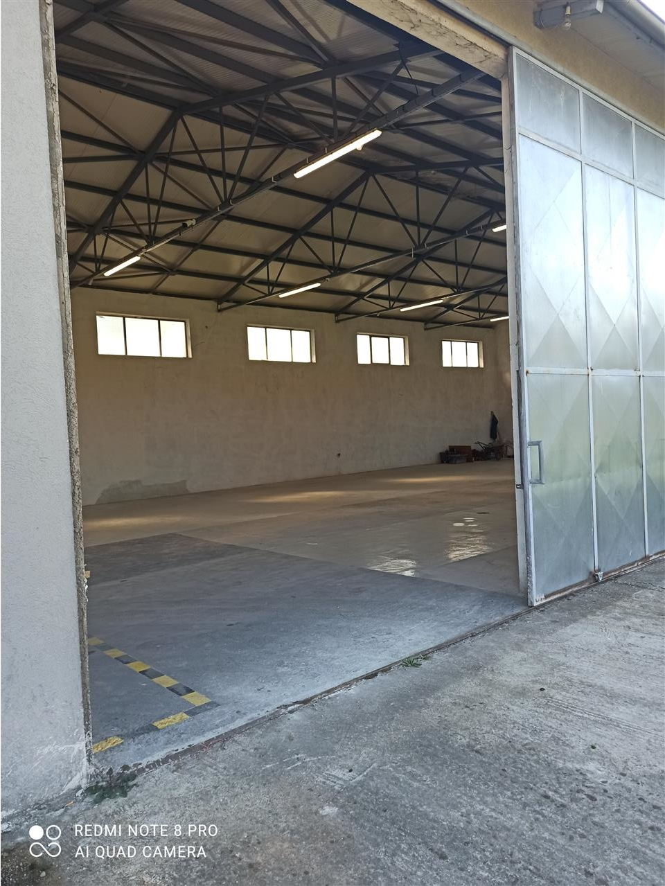 Hala-Leštane-210m2