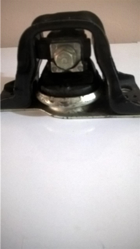 Nosac motora Reno